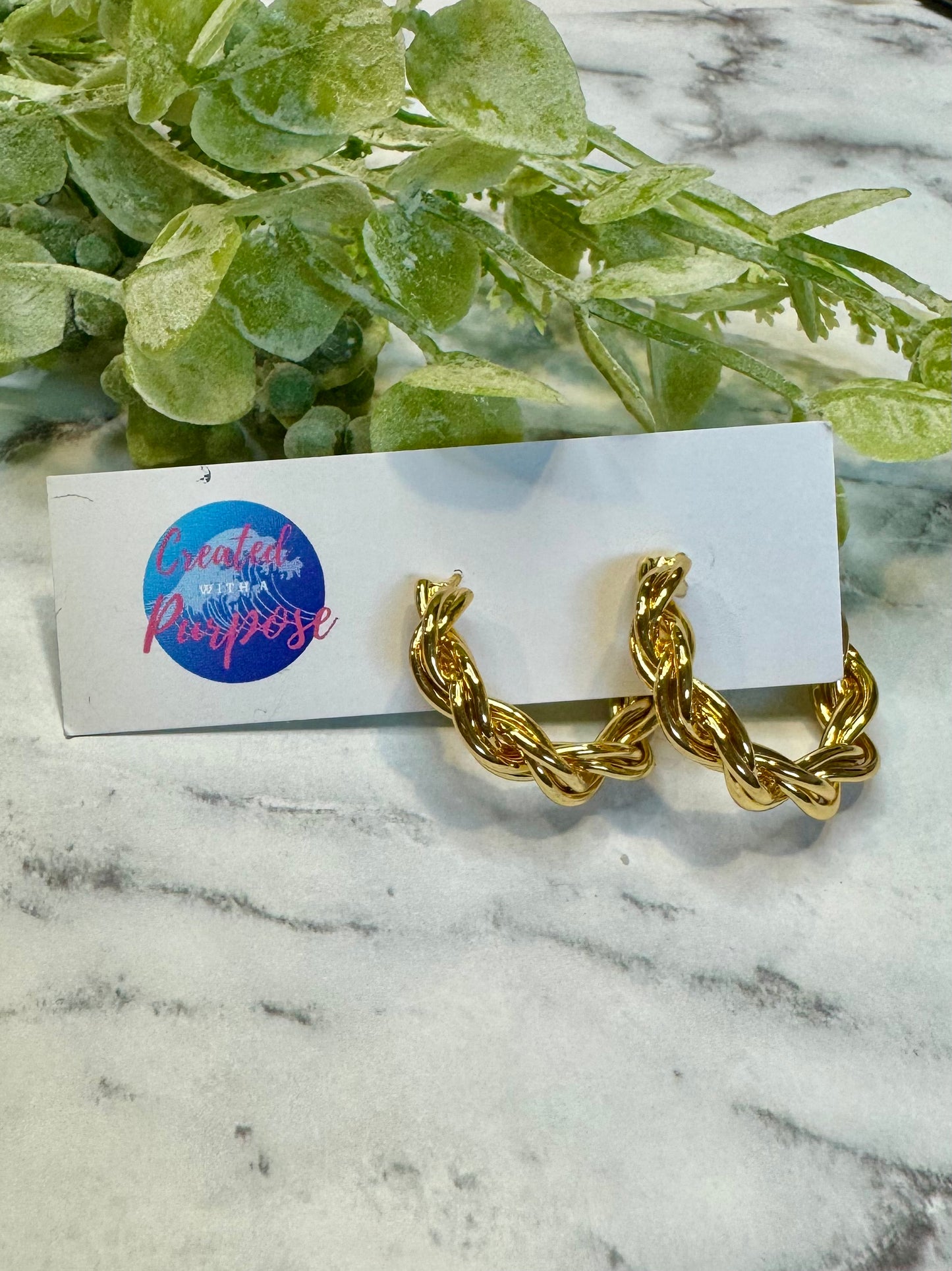 Twist Gold Hoop