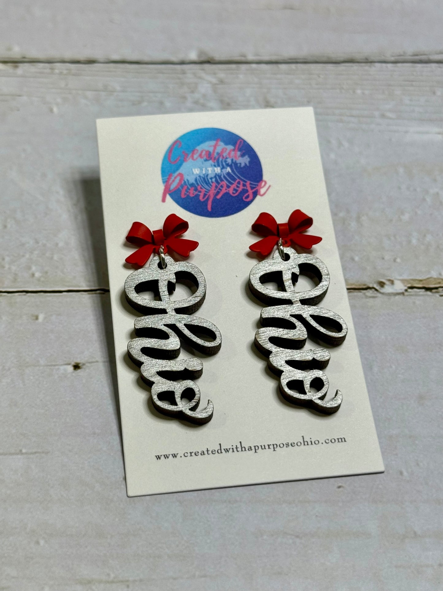 Gray Cursive Ohio With Red Bow