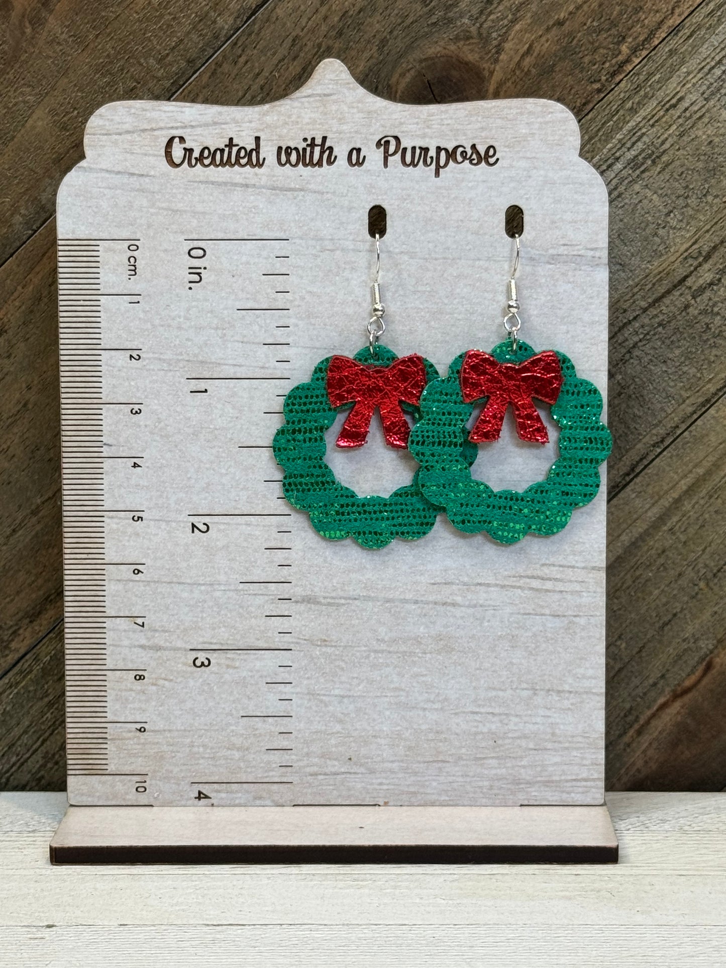 Green Sparkle Wreath with Red Bow
