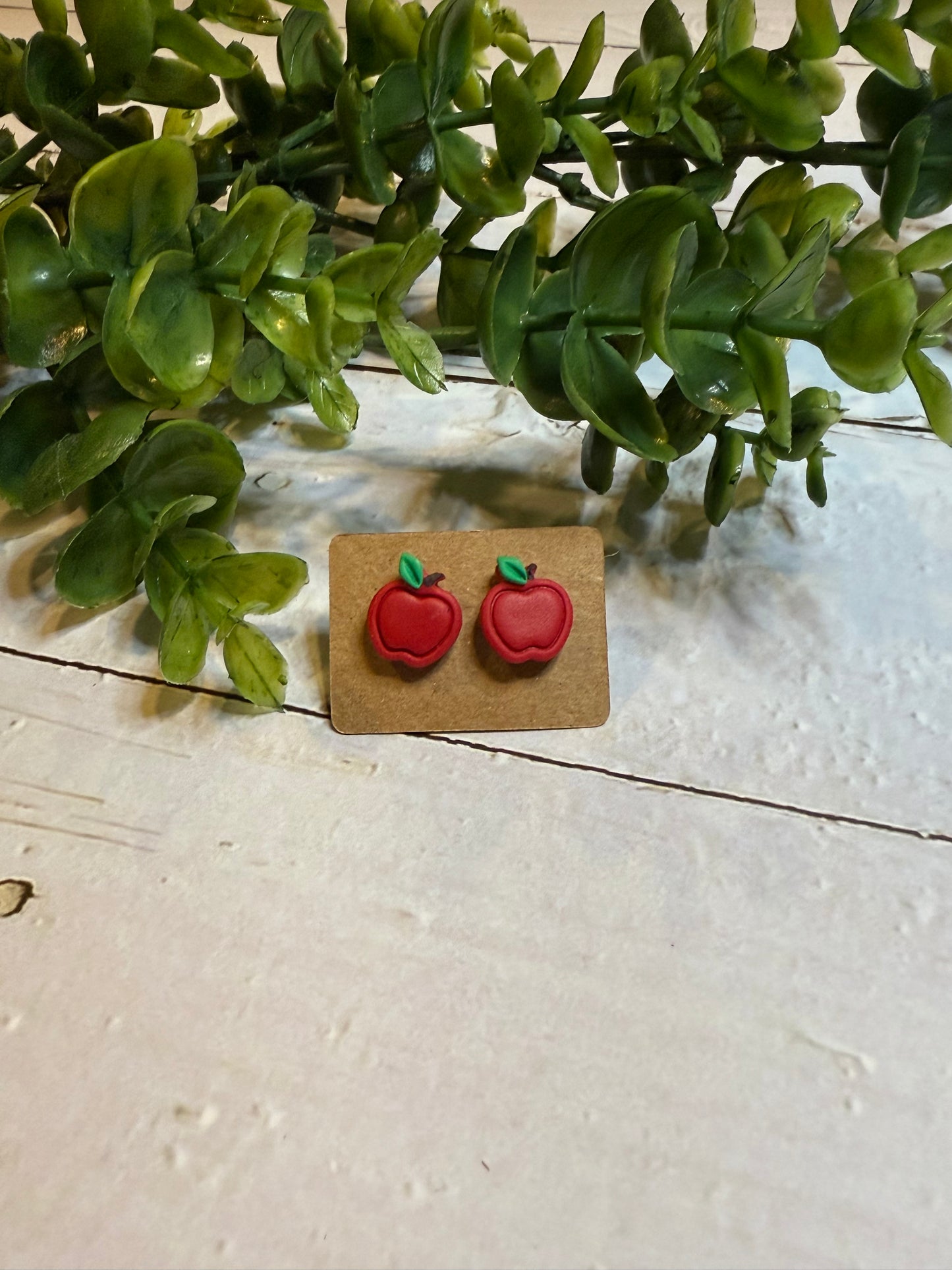 Apple Stud