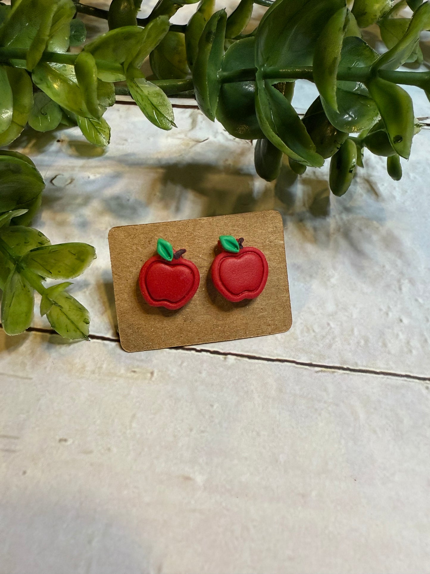 Apple Stud