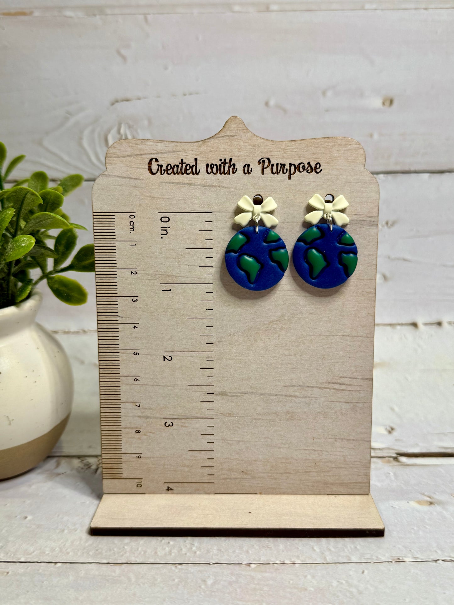 Earth Dangle with Bow Topper