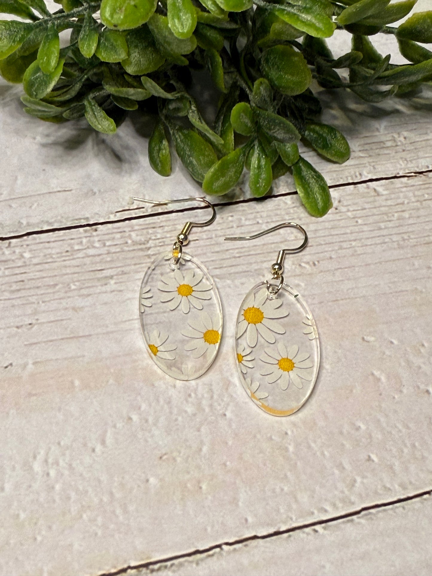 Oval Daisy Earrings
