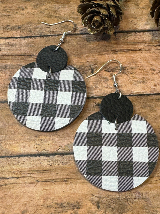 Black and White Buffalo Circle