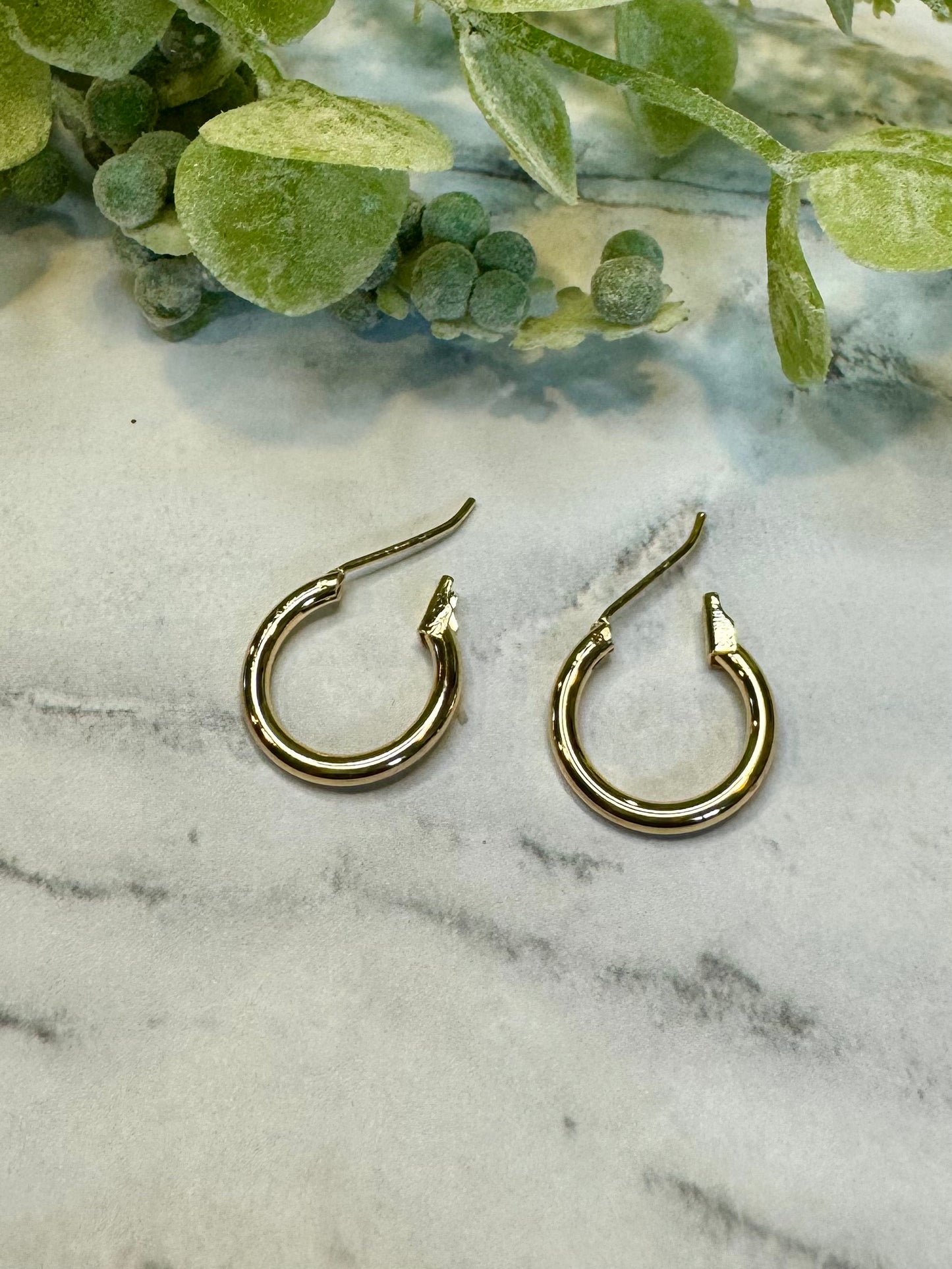 Classic Gold Hoop
