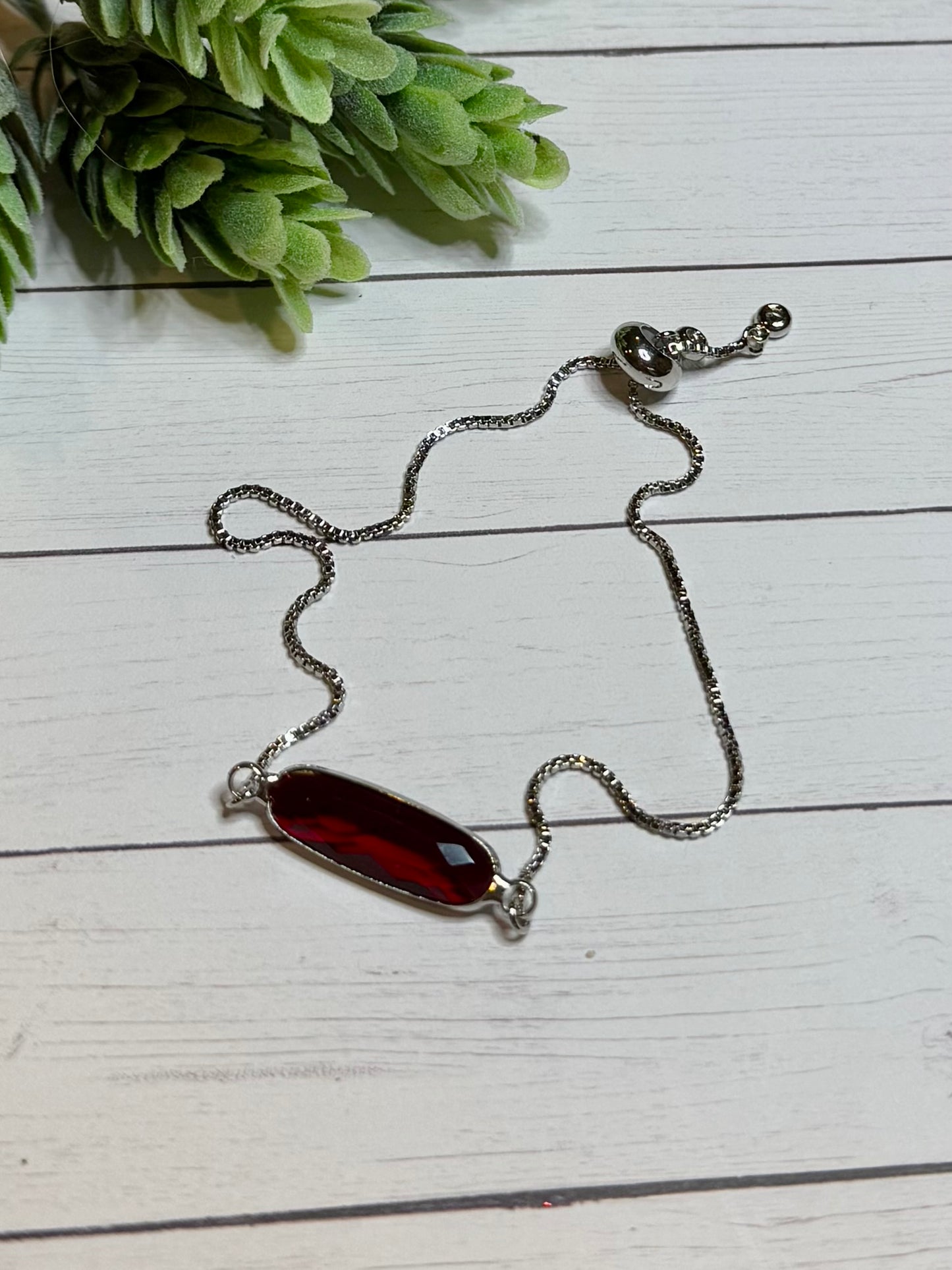 Dark Red Bar Silver