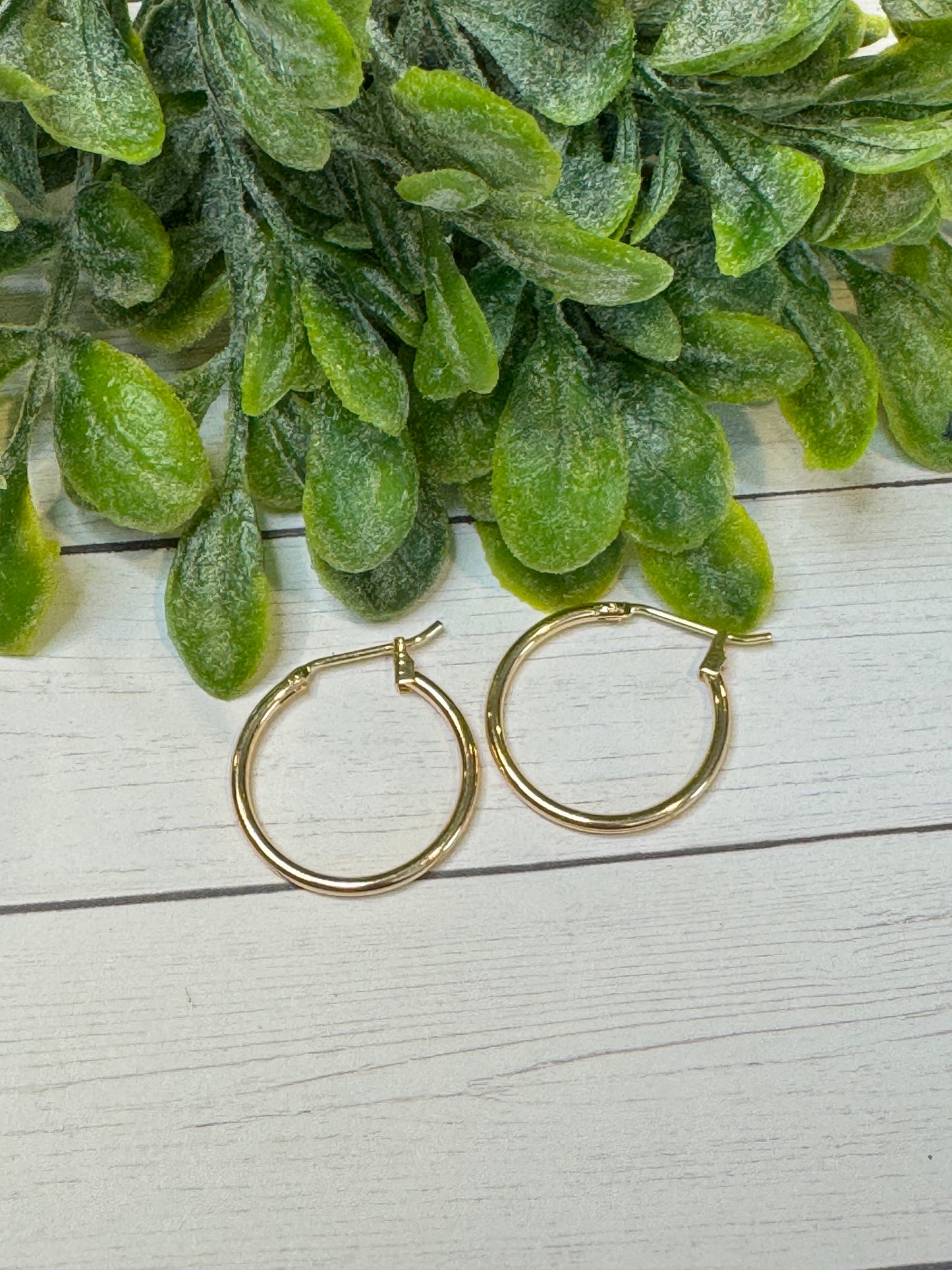 Classic Gold Hoop Medium