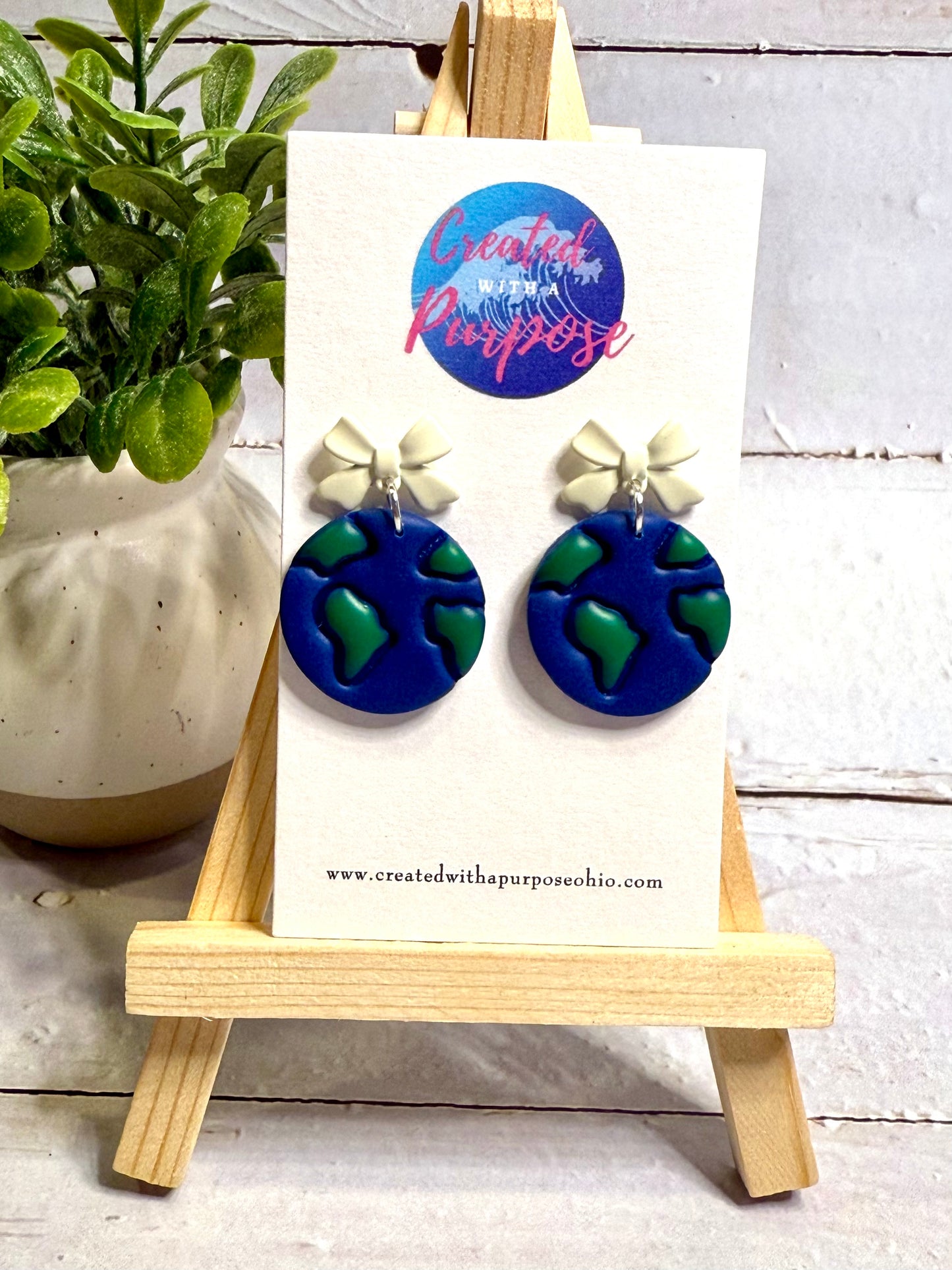 Earth Dangle with Bow Topper