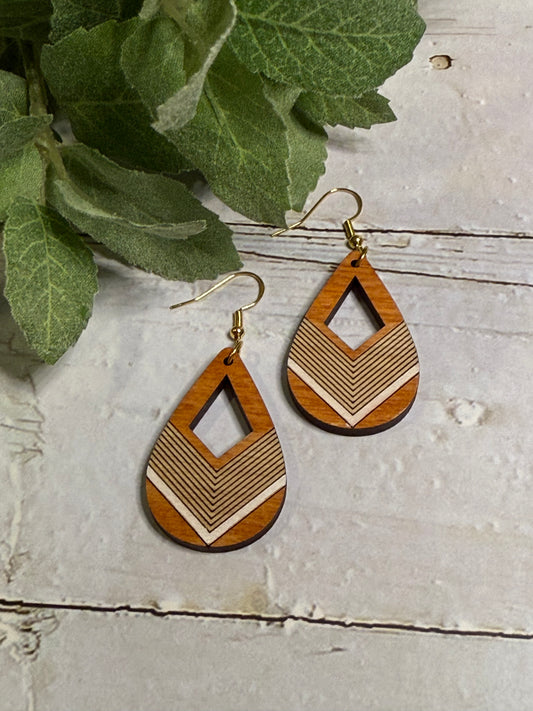 Teardrop with Chevron Pattern