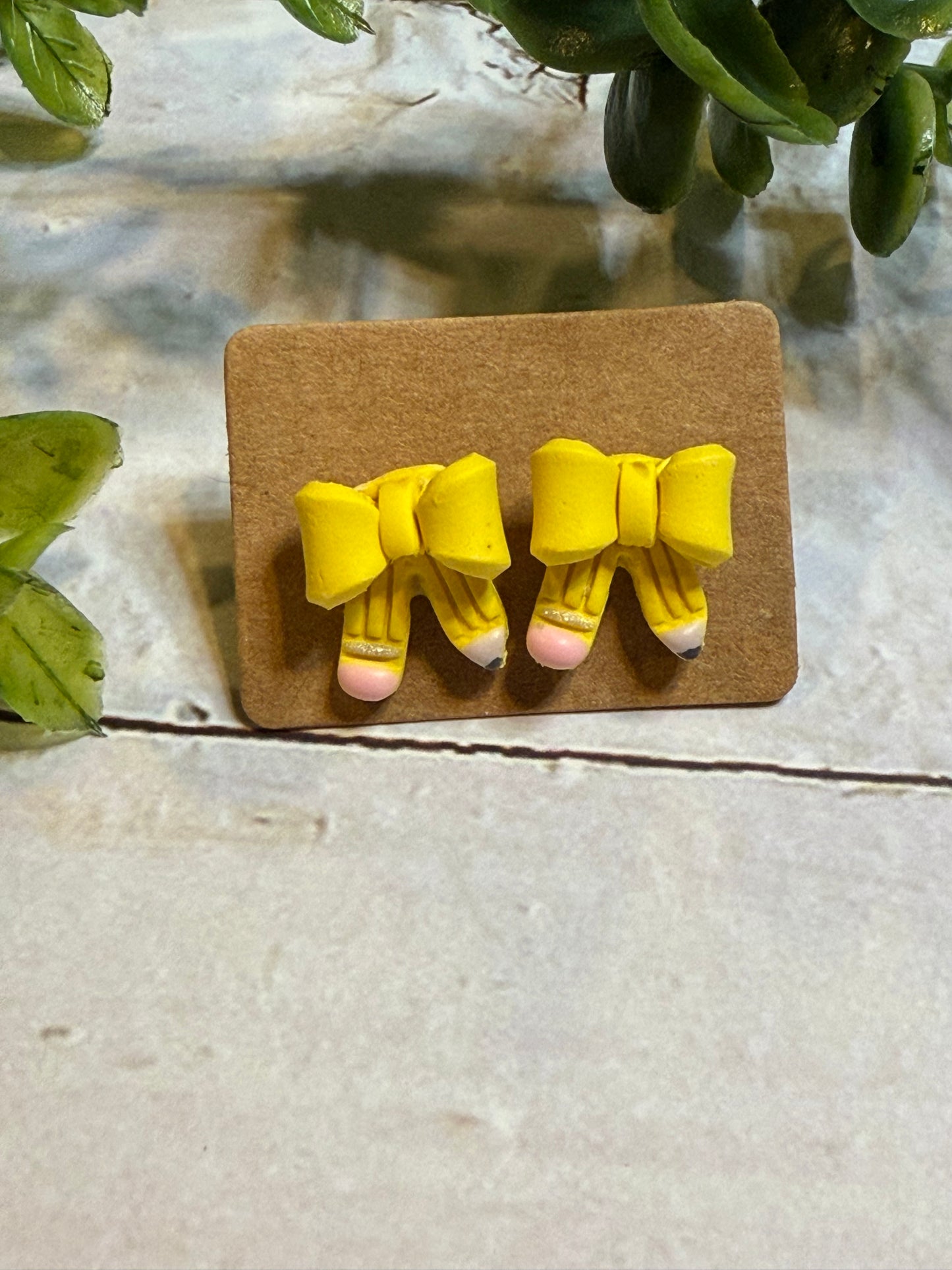 Pencil Bow Stud