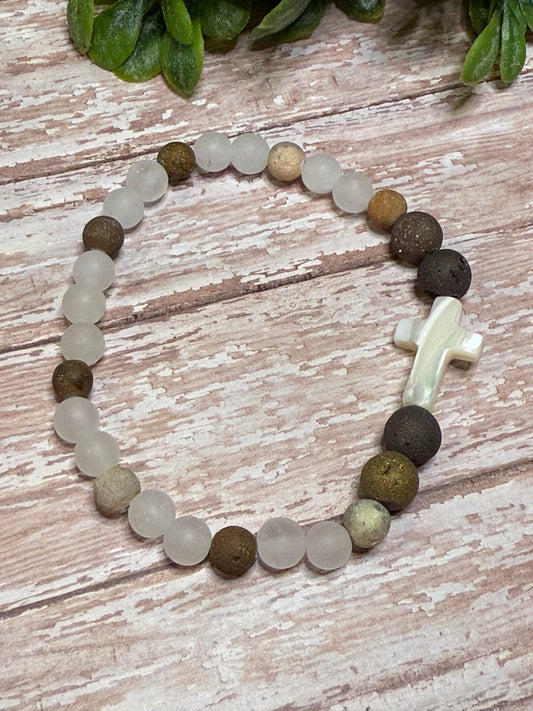 White Quartz with Neutral Cross