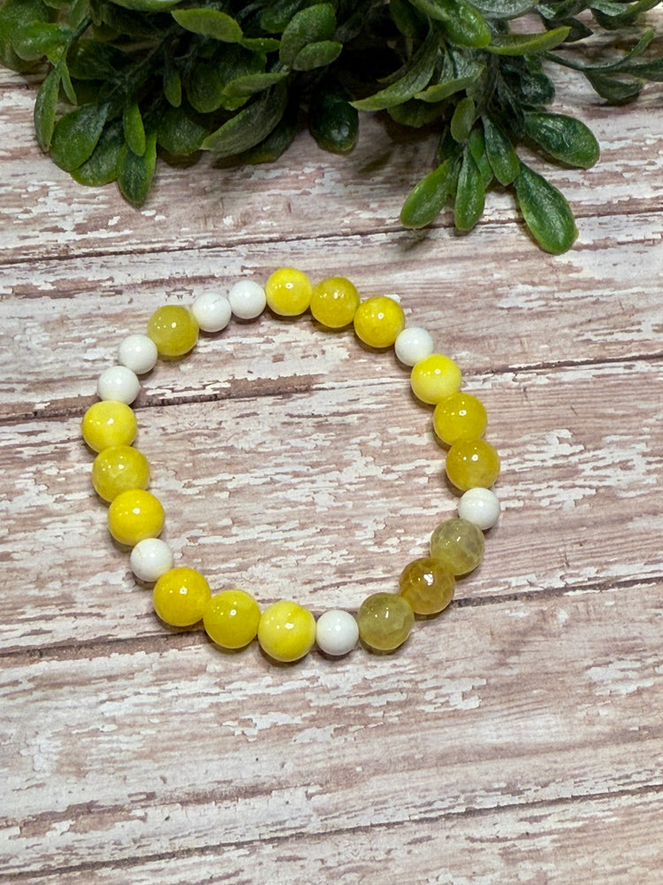 Yellow Agate and White