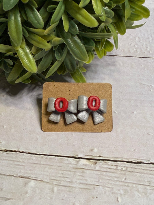 O Gray Bow Stud
