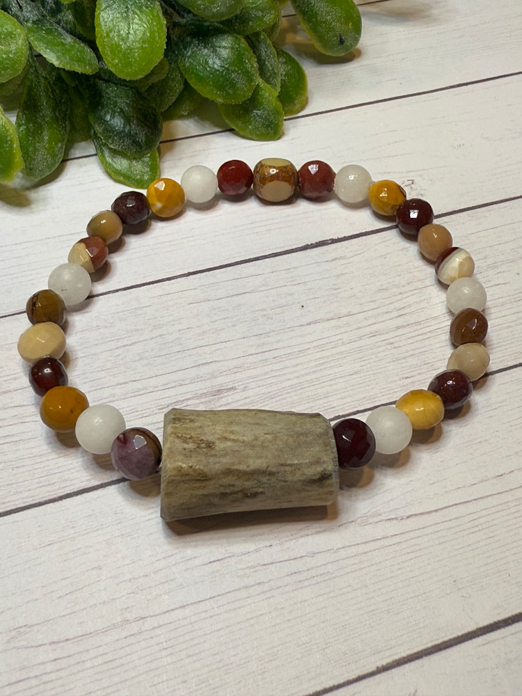 Natural Women’s Deer Antler Beaded Bracelet