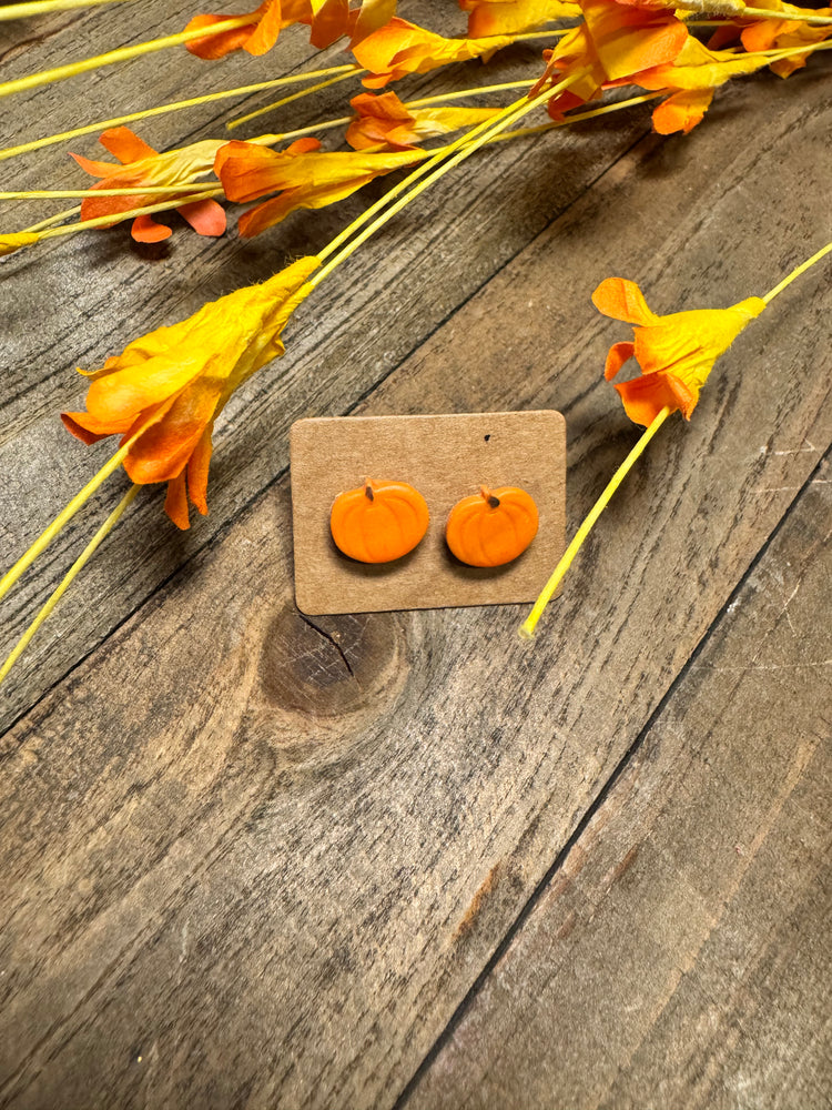 Pumpkin Studs